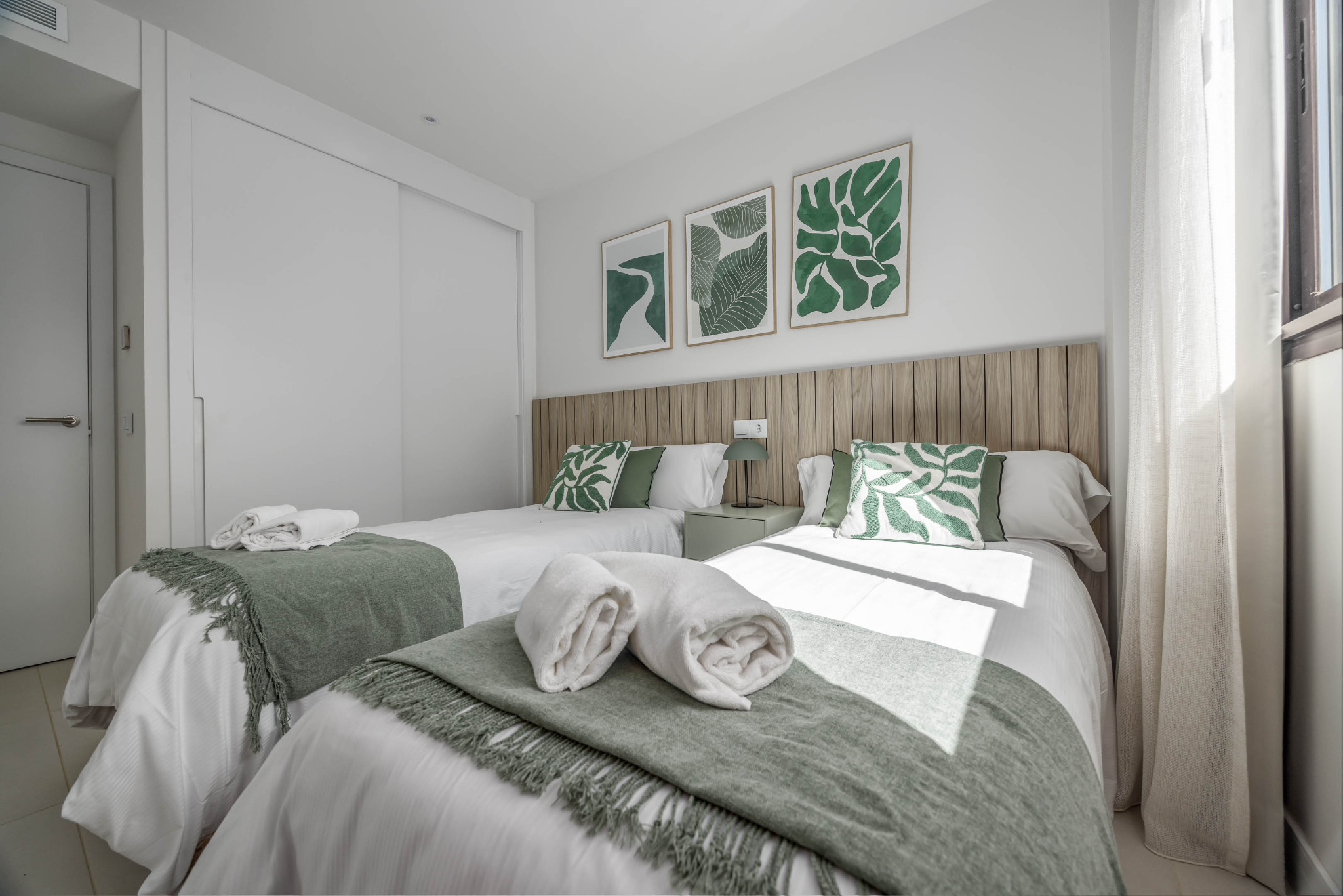 Twin bedroom